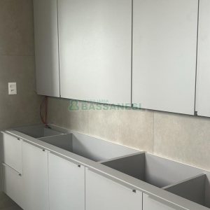 Apto Mobiliado com 251m², 3 dormitórios, no bairro Centro em Caxias do Sul para Alugar