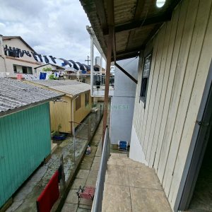 Casa com 40m², 2 dormitórios, no bairro Pio X em Caxias do Sul para Alugar