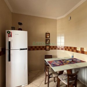 Apartamento com 108m², 2 dormitórios, 1 vaga, no bairro São Pelegrino em Caxias do Sul para Alugar