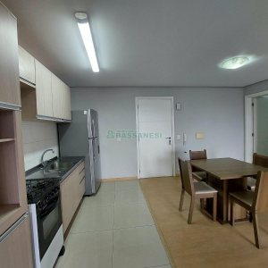 Apto Mobiliado com 60m², 1 dormitório, 1 vaga, no bairro Villagio Iguatemi em Caxias do Sul para Alugar