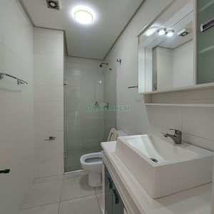 Apto Mobiliado com 60m², 1 dormitório, 1 vaga, no bairro Villagio Iguatemi em Caxias do Sul para Alugar
