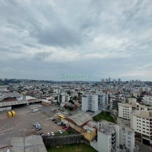 Apto Mobiliado, 1 dormitório, 1 vaga, no bairro Santa Catarina em Caxias do Sul para Alugar