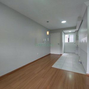 Apartamento com 65m², 2 dormitórios, 1 vaga, no bairro Nossa Senhora das Graças em Caxias do Sul para Alugar