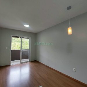 Apartamento com 65m², 2 dormitórios, 1 vaga, no bairro Nossa Senhora das Graças em Caxias do Sul para Alugar