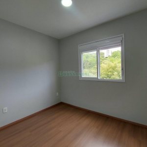 Apartamento com 65m², 2 dormitórios, 1 vaga, no bairro Nossa Senhora das Graças em Caxias do Sul para Alugar