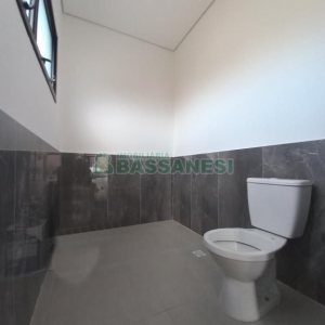 Loja com 145m², 1 vaga, no bairro Sagrada Família em Caxias do Sul para Alugar