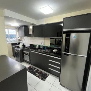 Apartamento com 60m², 2 dormitórios, 1 vaga, no bairro Colina Sorriso em Caxias do Sul para Alugar