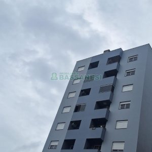 Apartamento com 60m², 2 dormitórios, 1 vaga, no bairro Colina Sorriso em Caxias do Sul para Alugar