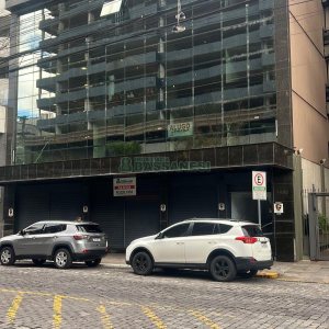 Loja com 200m², no bairro Cinqüentenário em Caxias do Sul para Alugar