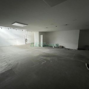 Loja com 200m², no bairro Cinqüentenário em Caxias do Sul para Alugar