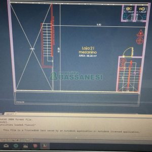 Loja com 200m², no bairro Cinqüentenário em Caxias do Sul para Alugar