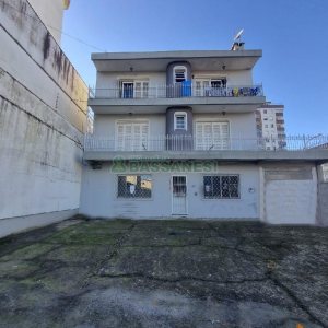 Loja com 150m², no bairro Pio X em Caxias do Sul para Alugar