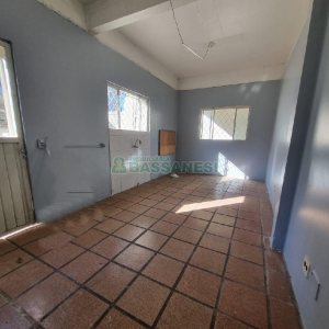 Loja com 150m², no bairro Pio X em Caxias do Sul para Alugar