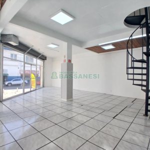 Loja com 156m², no bairro Lourdes em Caxias do Sul para Alugar