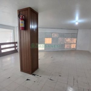 Loja com 156m², no bairro Lourdes em Caxias do Sul para Alugar
