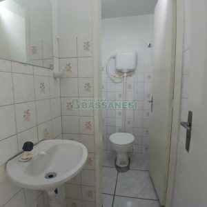 Loja com 156m², no bairro Lourdes em Caxias do Sul para Alugar