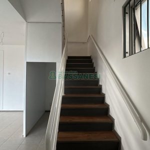 Loja com 89m², no bairro Kayser em Caxias do Sul para Alugar