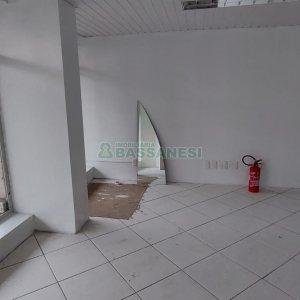 Sobreloja com 200m², no bairro São Pelegrino em Caxias do Sul para Alugar