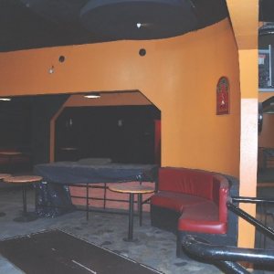 Predio com 1296m², 3 dormitórios, no bairro De Lazzer em Caxias do Sul para Comprar