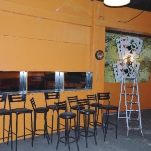 Predio com 1296m², 3 dormitórios, no bairro De Lazzer em Caxias do Sul para Comprar