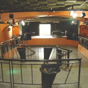 Predio com 1296m², 3 dormitórios, no bairro De Lazzer em Caxias do Sul para Comprar