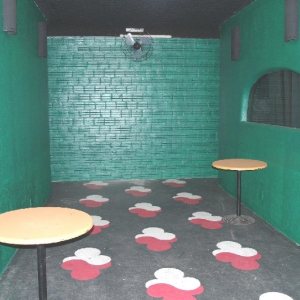 Predio com 1296m², 3 dormitórios, no bairro De Lazzer em Caxias do Sul para Comprar