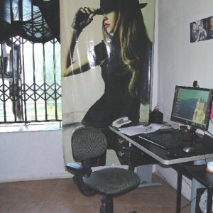 Predio com 1296m², 3 dormitórios, no bairro De Lazzer em Caxias do Sul para Comprar