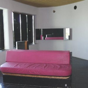 Predio com 1296m², 3 dormitórios, no bairro De Lazzer em Caxias do Sul para Comprar