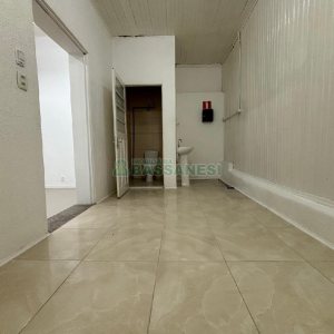 Loja com 70m², no bairro São Pelegrino em Caxias do Sul para Alugar