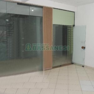 Loja com 57m², no bairro Centro em Caxias do Sul para Alugar