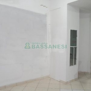 Loja com 57m², no bairro Centro em Caxias do Sul para Alugar