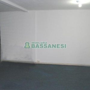 Loja com 57m², no bairro Centro em Caxias do Sul para Alugar