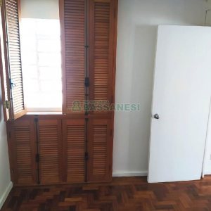 Sala com 80m², no bairro Centro em Caxias do Sul para Alugar ou Comprar