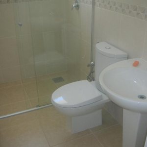 Casa com 400m², 3 dormitórios, 3 vagas, no bairro Jardim América em Caxias do Sul para Comprar