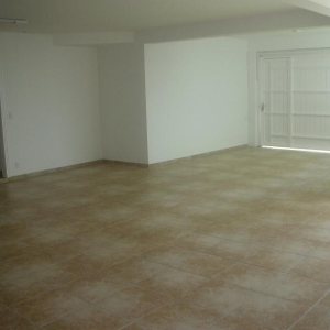 Casa com 400m², 3 dormitórios, 3 vagas, no bairro Jardim América em Caxias do Sul para Comprar