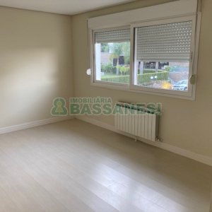 Casa com 400m², 3 dormitórios, 3 vagas, no bairro Jardim América em Caxias do Sul para Comprar