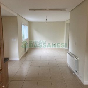 Casa com 400m², 3 dormitórios, 3 vagas, no bairro Jardim América em Caxias do Sul para Comprar