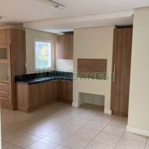 Casa com 400m², 3 dormitórios, 3 vagas, no bairro Jardim América em Caxias do Sul para Comprar