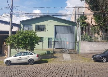 Pavilhão com 290m², no bairro Sanvitto em Caxias do Sul para Comprar