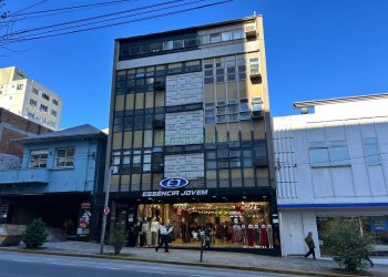 Loja com 650m², no bairro Centro em Caxias do Sul para Alugar