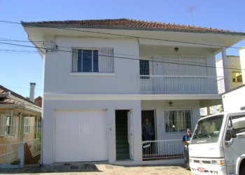Casa, 4 dormitórios, no bairro Lourdes em Caxias do Sul para Alugar