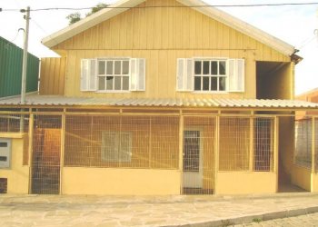 Casa com 40m², 1 dormitório, no bairro Sagrada Família em Caxias do Sul para Alugar