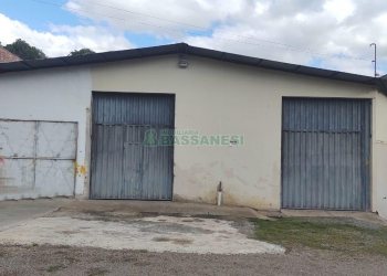 Pavilhão com 400m², no bairro Linha 40 em Caxias do Sul para Alugar