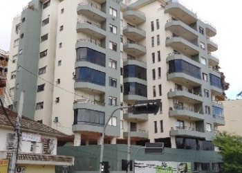 Apartamento com 153m², 3 dormitórios, 2 vagas, no bairro São Leopoldo em Caxias do Sul para Alugar