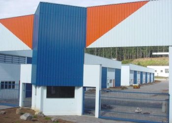 Pavilhão com 600m², no bairro Desvio Rizzo em Caxias do Sul para Alugar