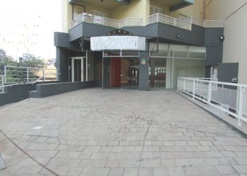 Loja com 313m², no bairro São Leopoldo em Caxias do Sul para Comprar