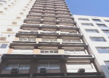 Sala com 55m², no bairro Centro em Caxias do Sul para Alugar