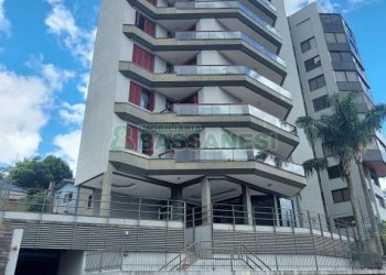 Apartamento com 337m², 4 dormitórios, 1 vaga, no bairro Madureira em Caxias do Sul para Comprar