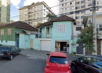 Casa com 130m², no bairro Centro em Caxias do Sul para Comprar