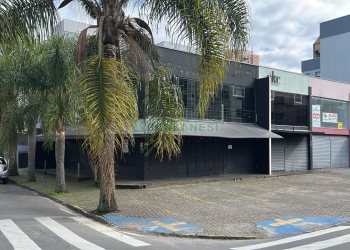 Loja com 200m², no bairro Centro em Caxias do Sul para Alugar